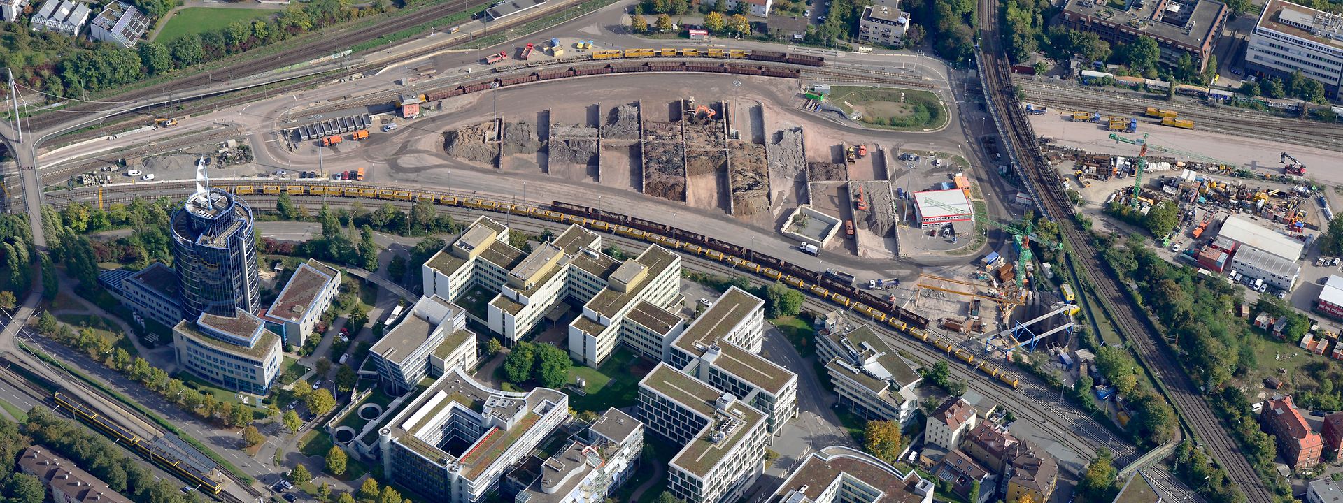 Die Boxen der zentralen Baulogistik sowie der Zwischenangriff Nord des Tunnels Bad Cannstatt